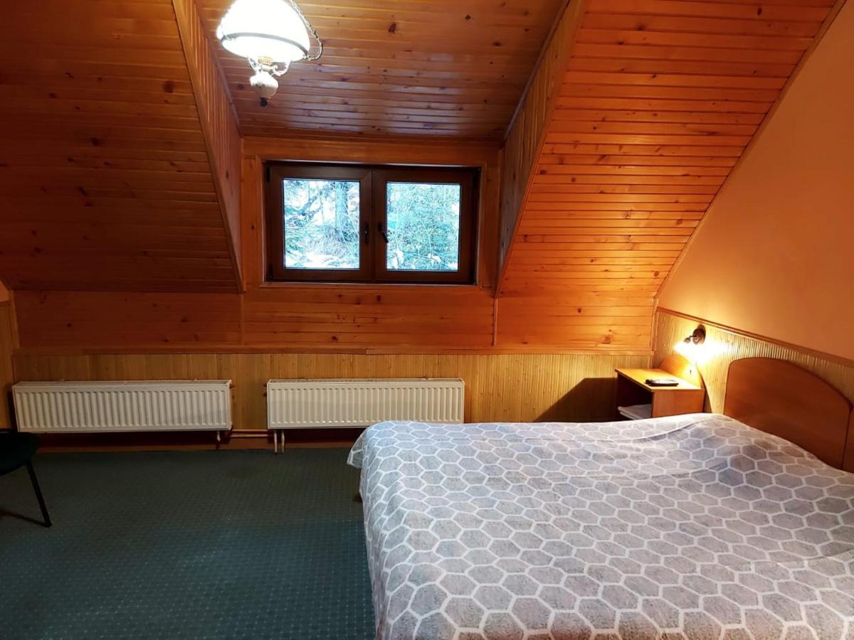Затишок Villa Tysovets Eksteriør bilde